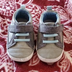 Baby Shoes size 6-12months